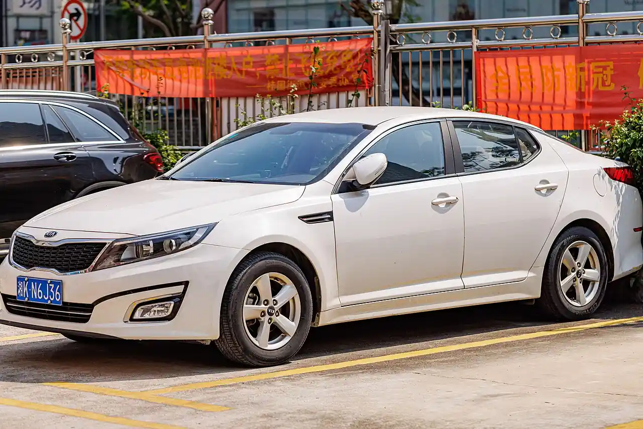 Rent a Kia K5 in the USA with AmeriDrive Rentals
