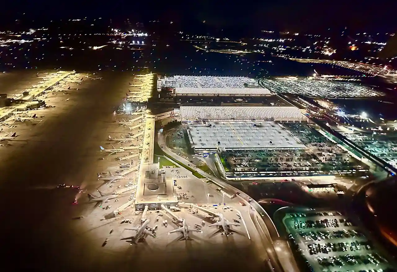 Hartsfield-Jackson Atlanta International Airport and getting around Atlanta